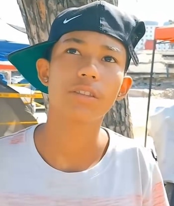 Los hermanos pasaron 26 días entre los escombros en La Guaira antes de irse a Cali tras recuperar los cuerpos de sus familiares - crédito Captura video