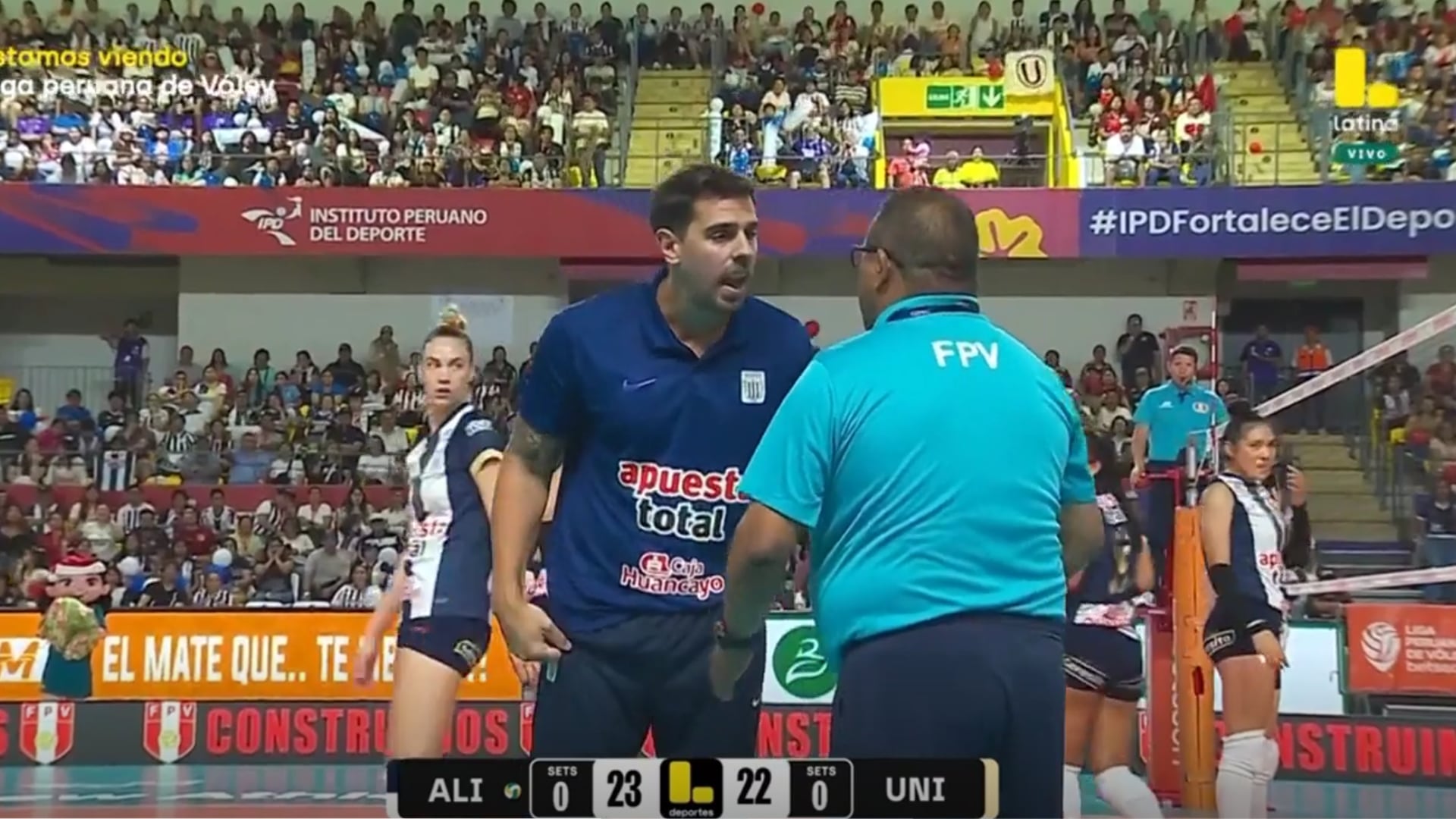 Alianza Lima arriesga perder en mesa ante Universitario por incumplir el reglamento. Crédito: Captura Latina