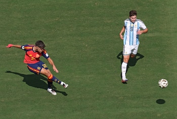 El defensor reveló por qué le dolió ver perder a Lionel Messi (EFE/EPA/SARAH YENESEL)