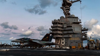 Irán amenaza con ataques a