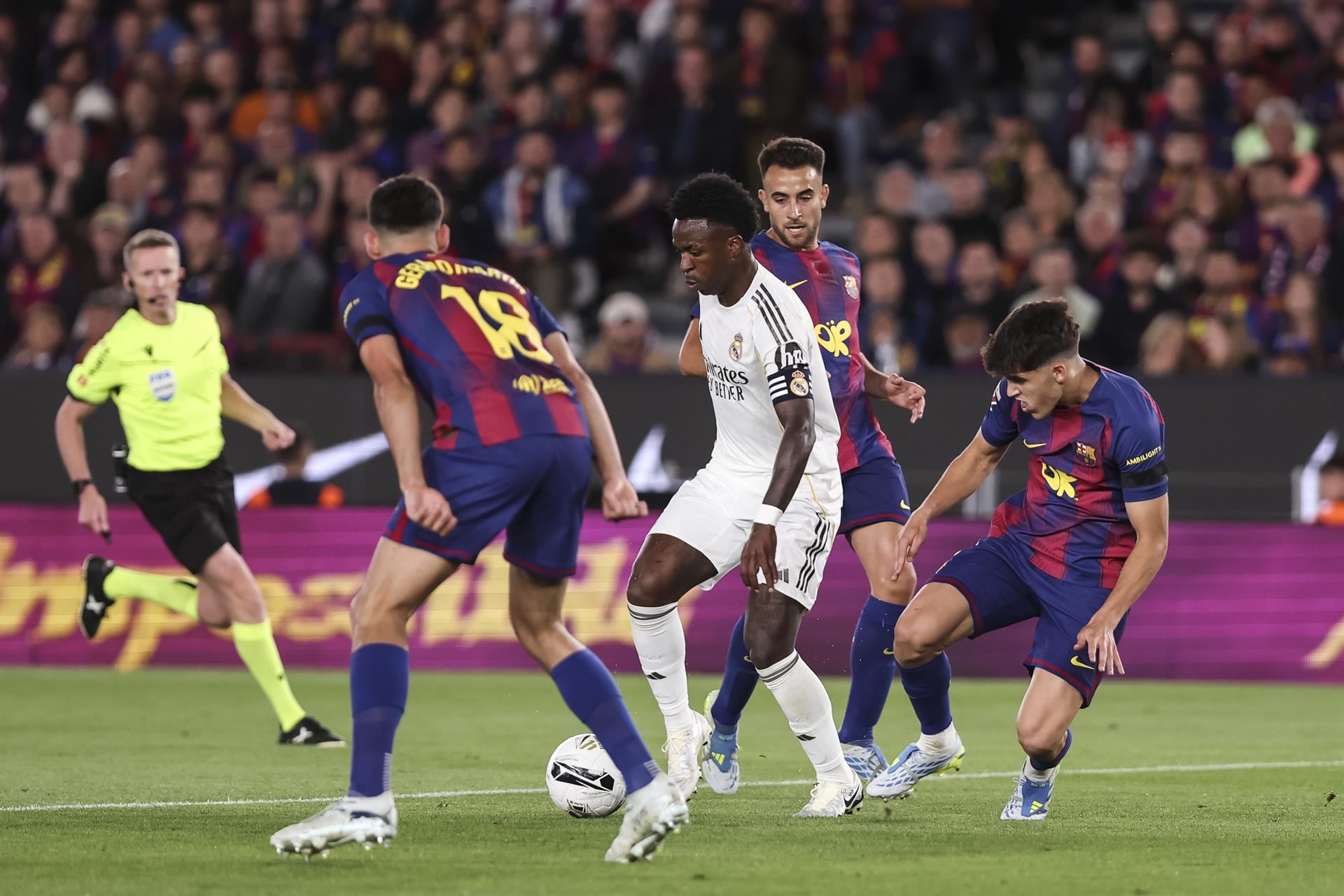 El comité de huelga del FC Barcelona mantiene los paros durante el Clásico tras fallar la mediación