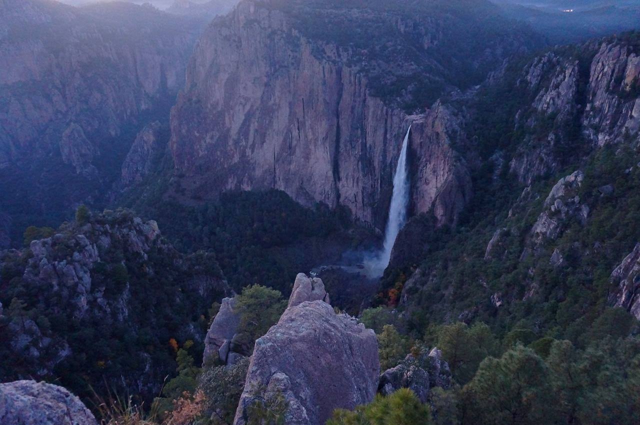Cascada de Basaseachi, Chihuahua: rutas de senderismo para descubrir la caída de agua más alta de México