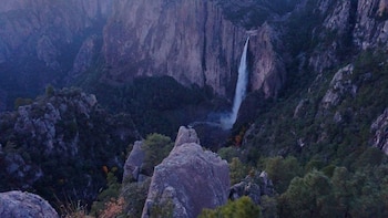 Cascada de Basaseachi, Chihuahua: rutas de senderismo para descubrir la caída de agua más alta de México