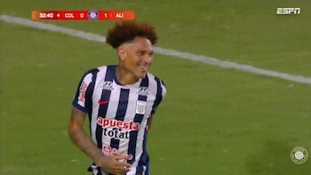 Golazo de Paolo Guerrero tras