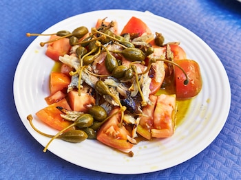 Ensalada cantonal o ensalada de ahumados, un clásico de la cocina cartagenera (Magnific)
