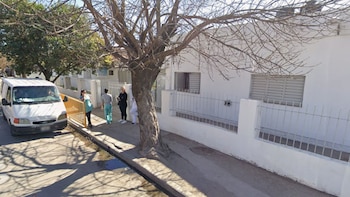 Investigan la presencia de una