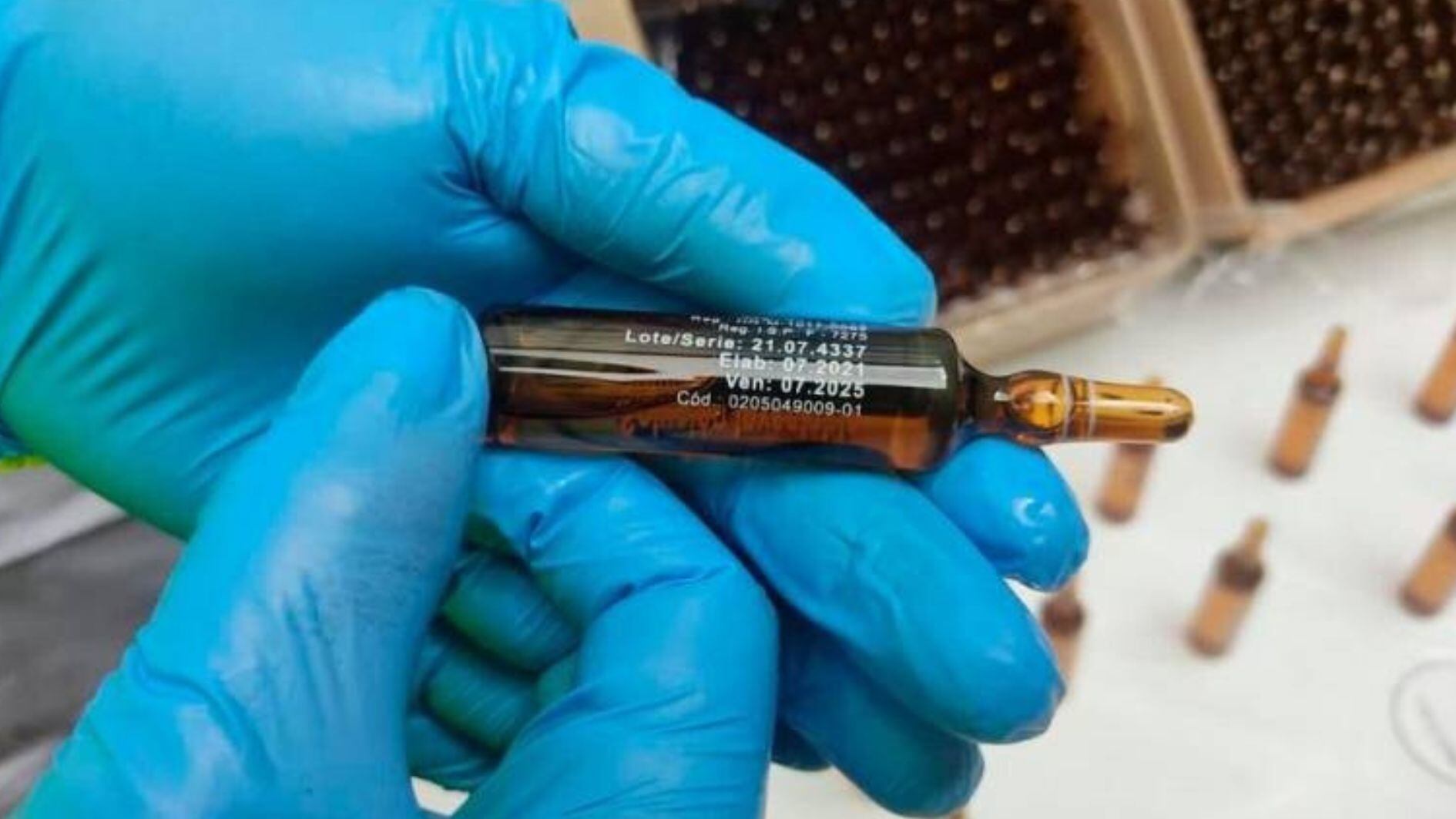 El juez allanó los laboratorios involucrados en la elaboración del fentanilo de uso clínico contaminado crédito Colprensa/cortesía