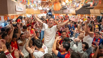 Una psicóloga explica por qué cuando juega España la sensación es distinta a cuando juega nuestro equipo de La Liga y por qué decimos: “Hemos ganado”
