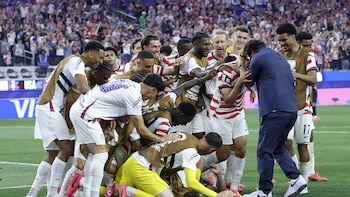 Donald Trump felicitó a la selección de Estados Unidos por su “gran victoria” frente a Paraguay