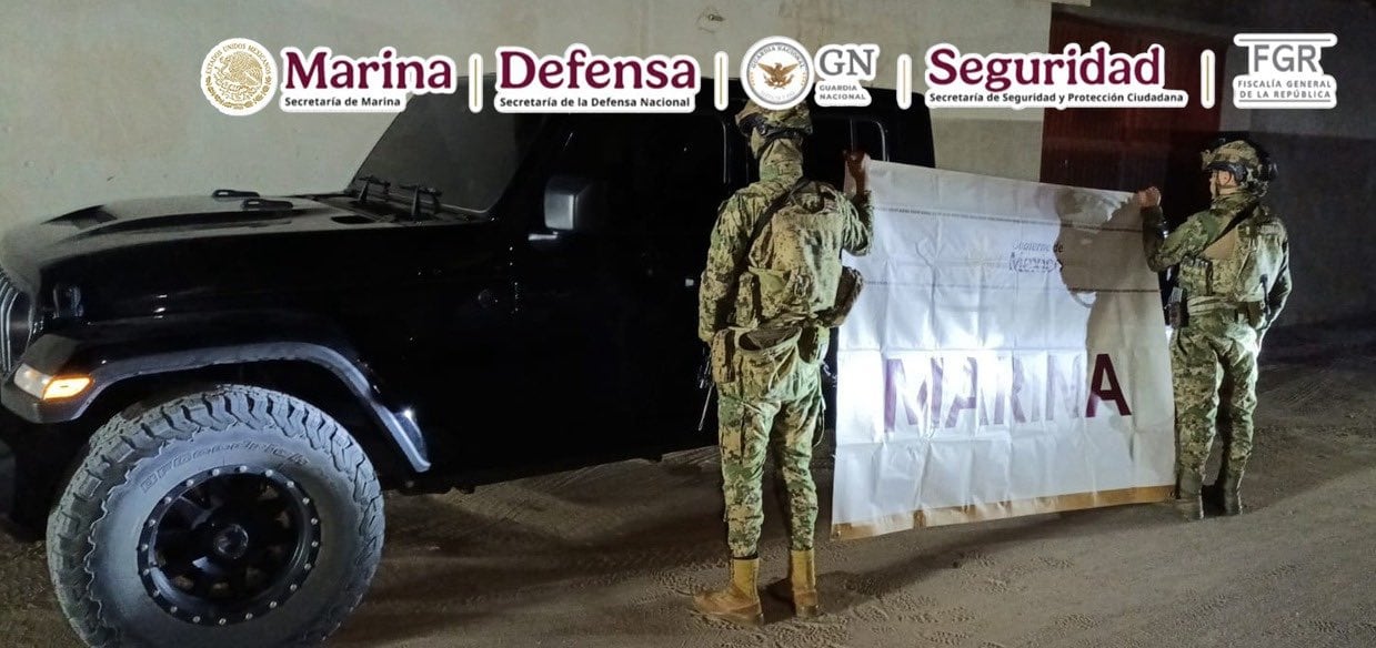 Los cartuchos estaban ocultos debajo del asiento de la Jeep Wrangler en la que viajaba Yanet “N” cuando fue detenida en San Luis Río Colorado. (Crédito: Gabinete de Seguridad)