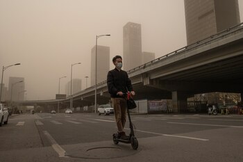 Humo y contaminación en una