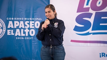 presidenta de Apaseo el Alto Monserrat Mendoza Cano denuncia extesoreo desvio de recursos Jaime N (redes)