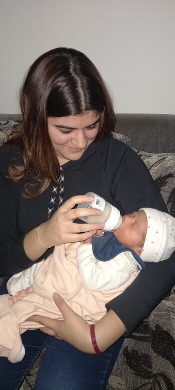 Su hija Valentina, de 18