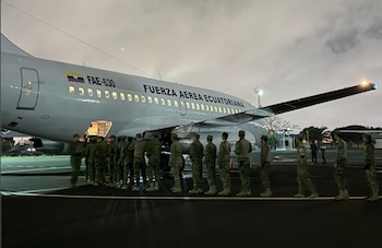 Los miembros militares se desplegarán