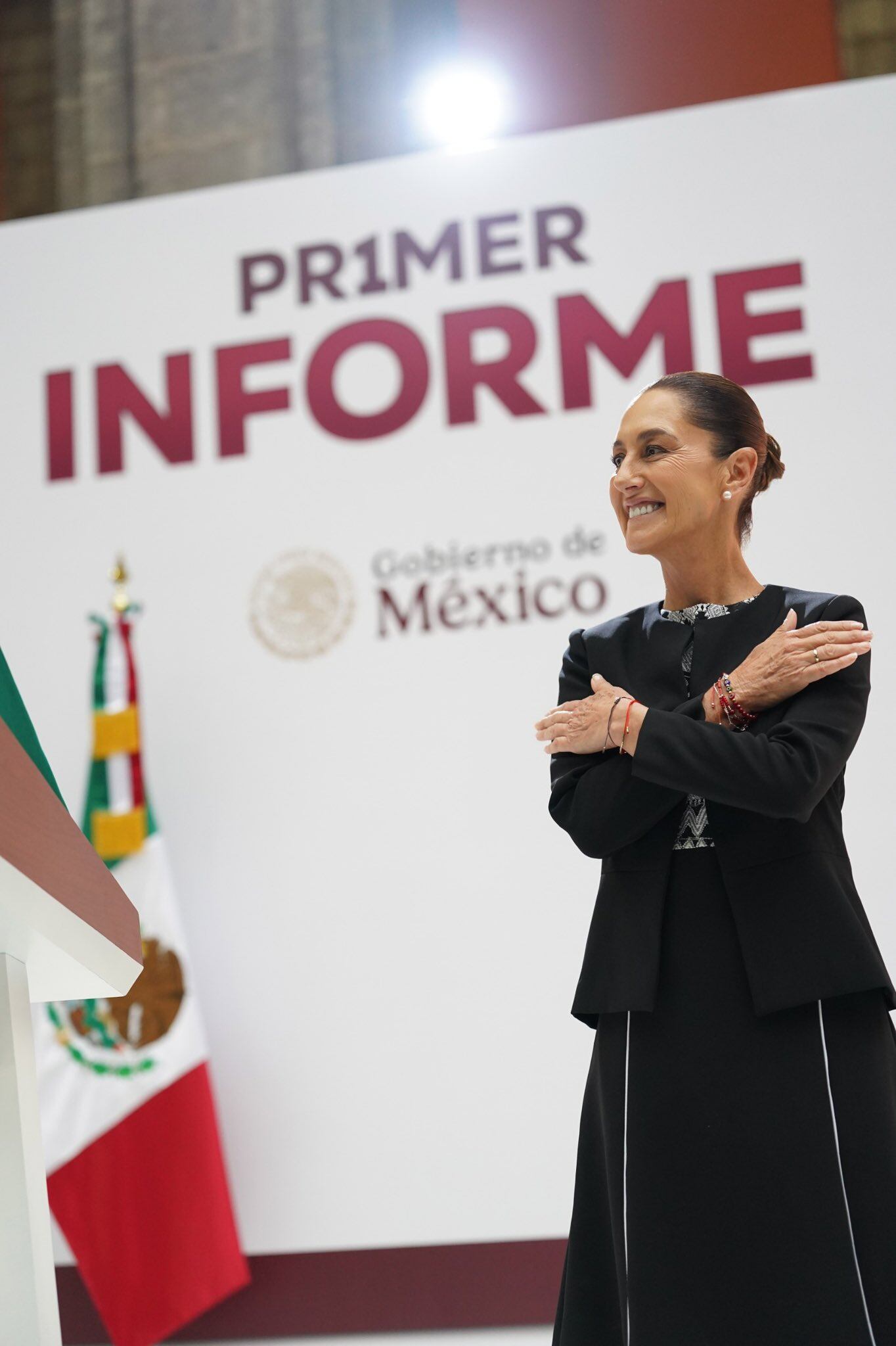 La mandataria compartió su Primer Informe de Gobierno
(X/@OHarfuch)