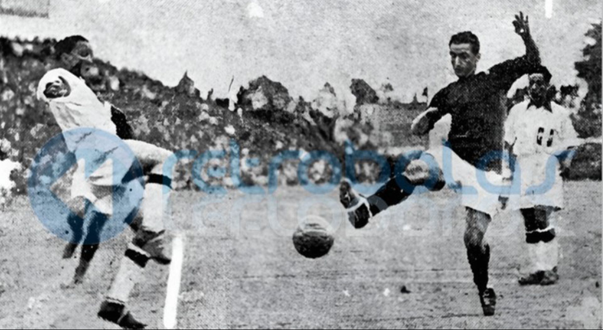 El Sudamericano de 1935 se inauguró en Lima el 6 de enero y devolvió a Uruguay el título continental tras vencer a Argentina en el duelo decisivo. (Retrobolas)