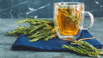 Cómo la infusión de Romero