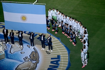 La delegación argentina vuelve al país sin Lionel Messi ni Rodrigo De Paul. (AFP)