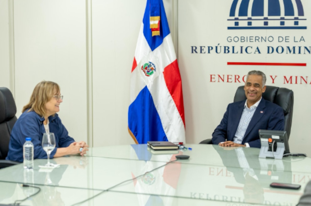 Suiza y República Dominicana exploran nuevas alianzas en energía y minería durante visita diplomática