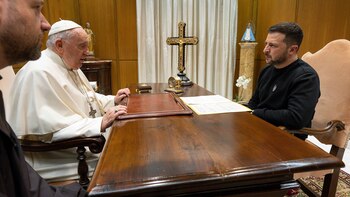 Zelensky agradeció al Papa “su