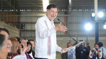 Noroña asegura que tener visa es “circunstancial” y acusa que hay una “campaña de desprestigio” en contra de Morena