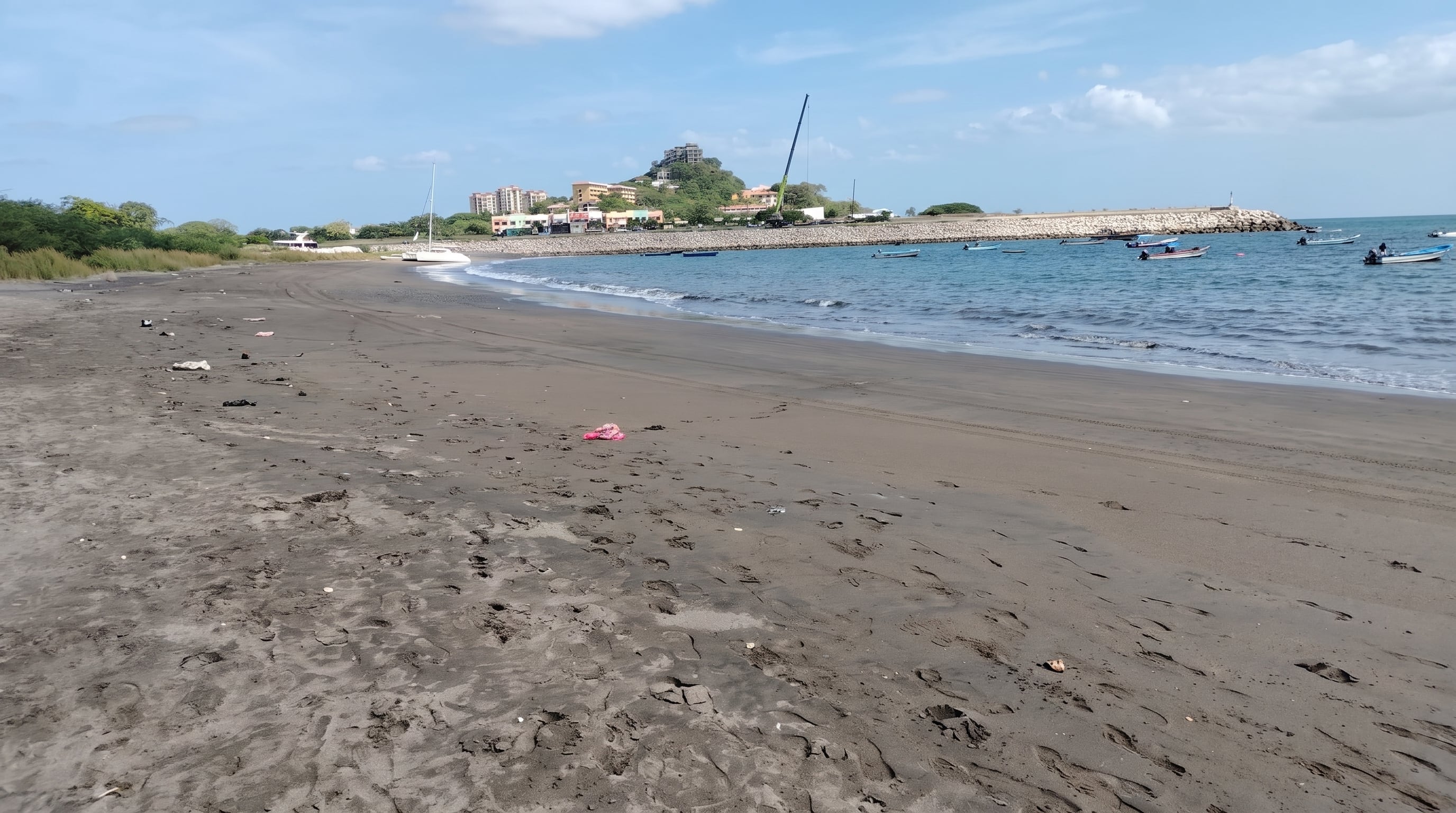 Playa Langosta, Santa Cruz en alerta. (Imagen Ilustrativa Infobae)