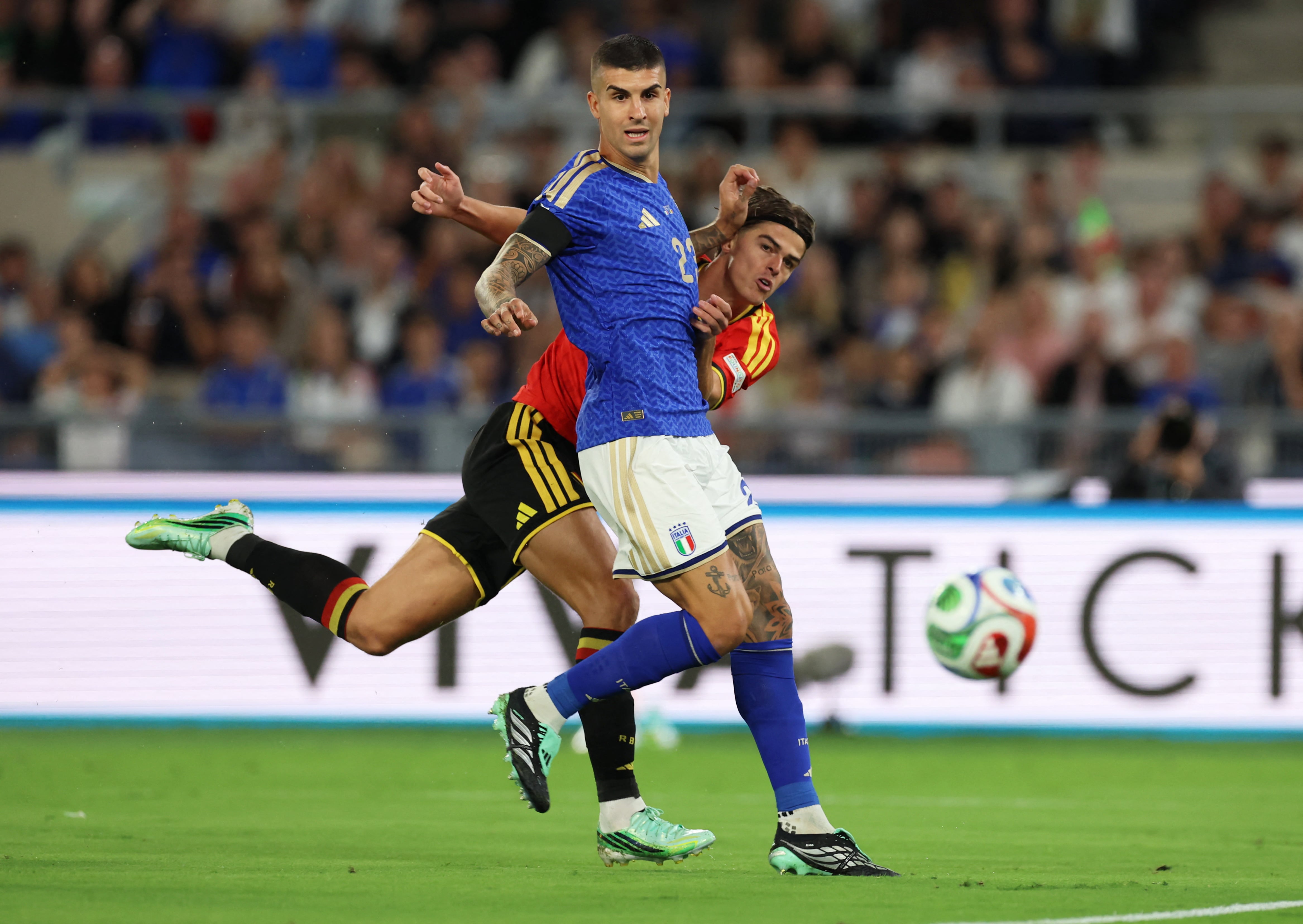 Italia perdió en Roma ante Bélgica por la Nations League y se fue silbado (REUTERS/Ciro De Luca)