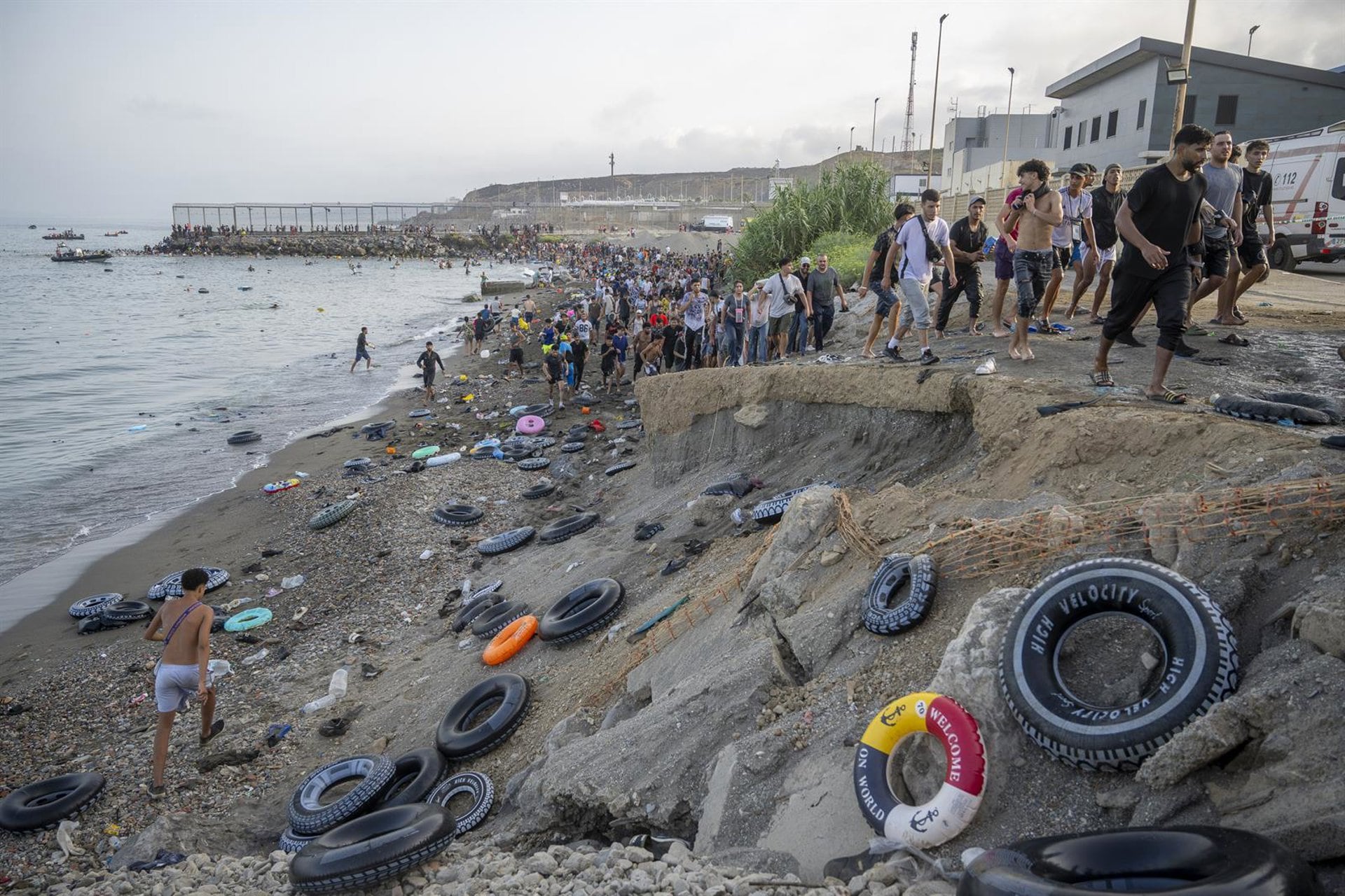 Nigel Farage pide "despertar" ante la crisis en Ceuta y la achaca a la política migratoria de España