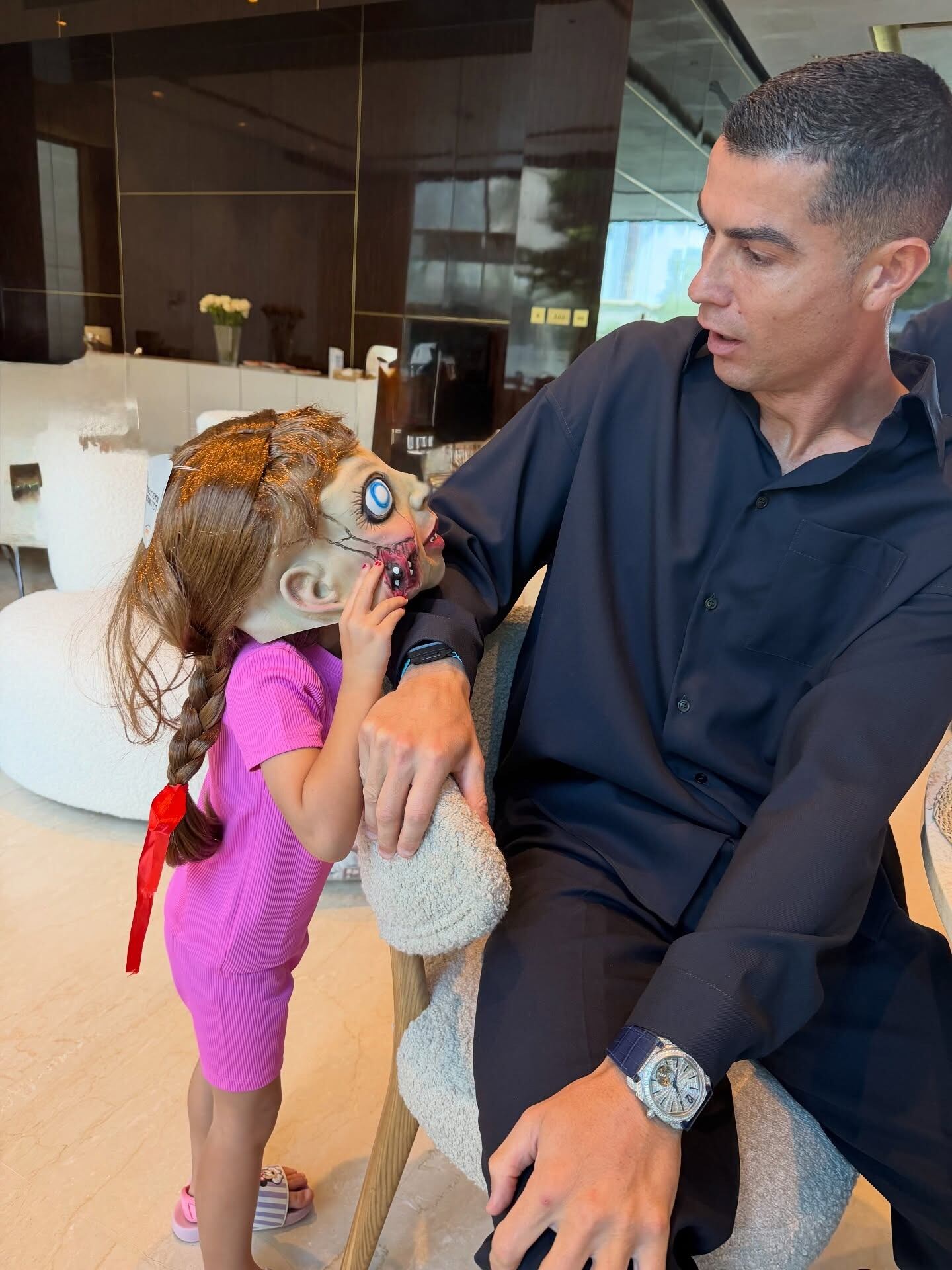 Cristiano Ronaldo y su hija en la celebración por Halloween