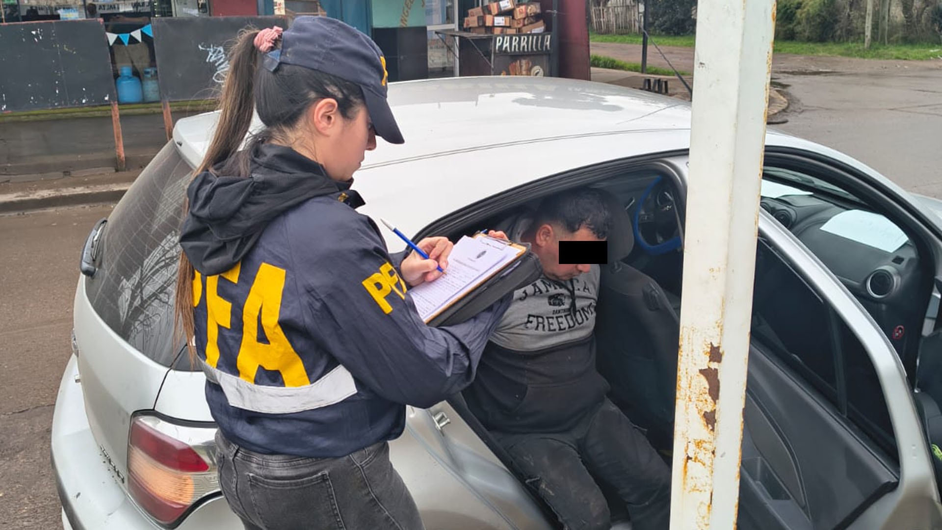 El albañil antes de su traslado a una celda