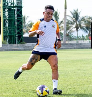 Christian Cueva jugará esta temporada
