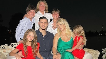 wanda Nara junto a Mauro