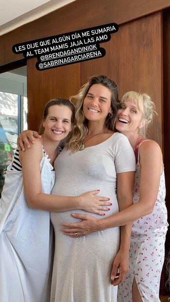 Mica Vázquez junto a Brenda