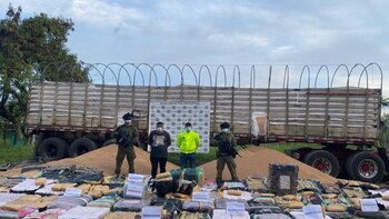 En operativo internacional, Policía Nacional