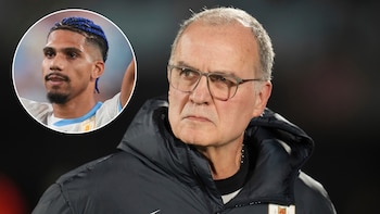 Escándalo en Uruguay por el lapidario posteo del hermano de Ronald Araujo contra Marcelo Bielsa: “Son cosas que no pueden pasar”
