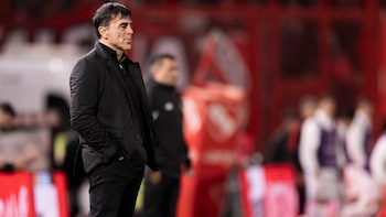 Independiente hizo oficial la salida de Gustavo Quinteros: el duro comunicado y quiénes se harán cargo del plantel