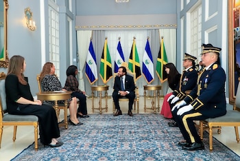 La recepción de credenciales de embajadores ratificó la estrategia de El Salvador para consolidar alianzas estratégicas en desarrollo económico, innovación y cooperación internacional./ (Vicepresidencia de la República)