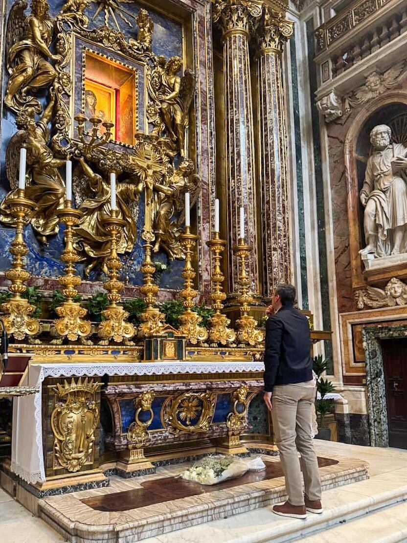 El mandatario Santiago Peña agradeció a Francisco por sus gestos con el pueblo paraguayo