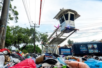 San Salvador Centro es monitoreado con más de 800 cámaras, una torre de vigilancia y 50 bocinas para detectar a quienes arrojan basura en la ciudad. (Foto cortesía Alcaldía de San Salvador)