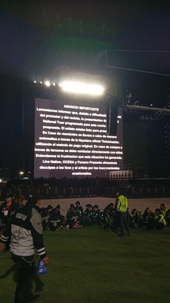 Los encargados de logística retiraron