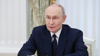 Putin decreta la gestión temporal estatal de infraestructuras críticas que no estén debidamente protegidas