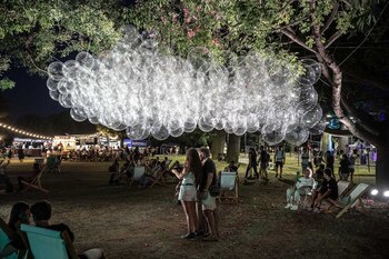 Baglietto y Vitale en Rosario: 35 años de música, generaciones cruzadas y un anfiteatro vibrando frente al Paraná Festival FARO