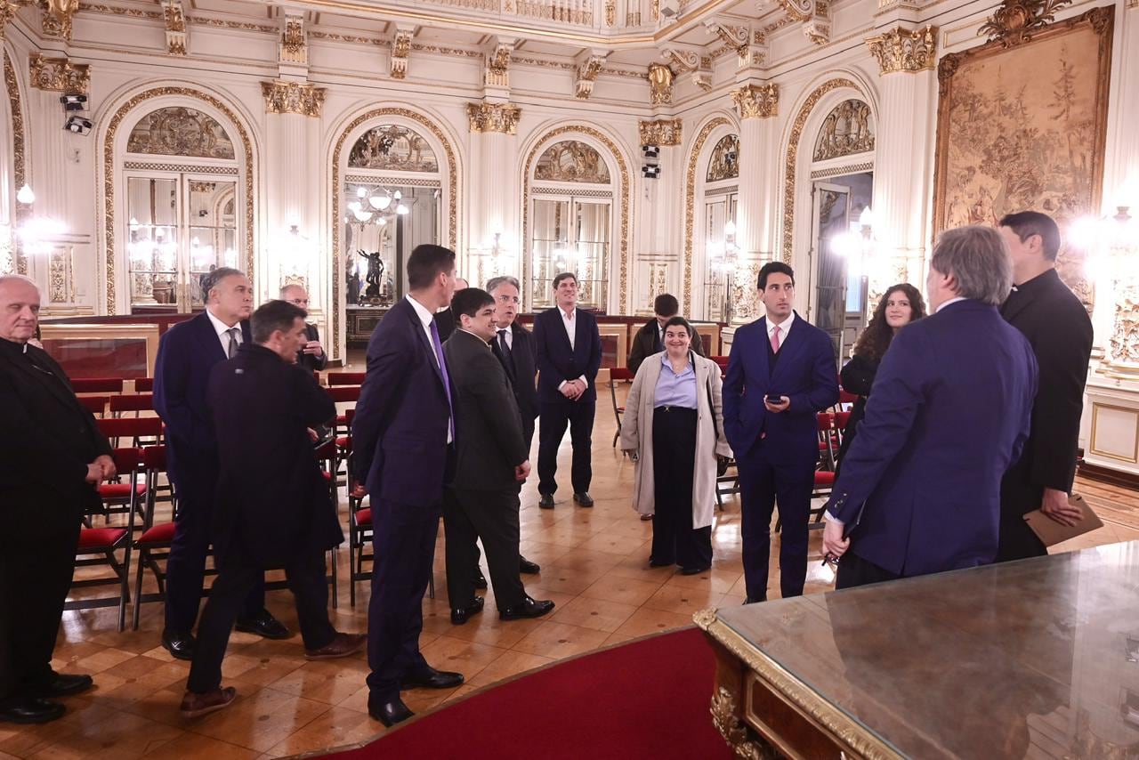 La avanzada vaticana verifica si los lugares seleccionados en Buenos Aires cumplen las exigencias operativas, protocolares y pastorales fijadas por Roma.