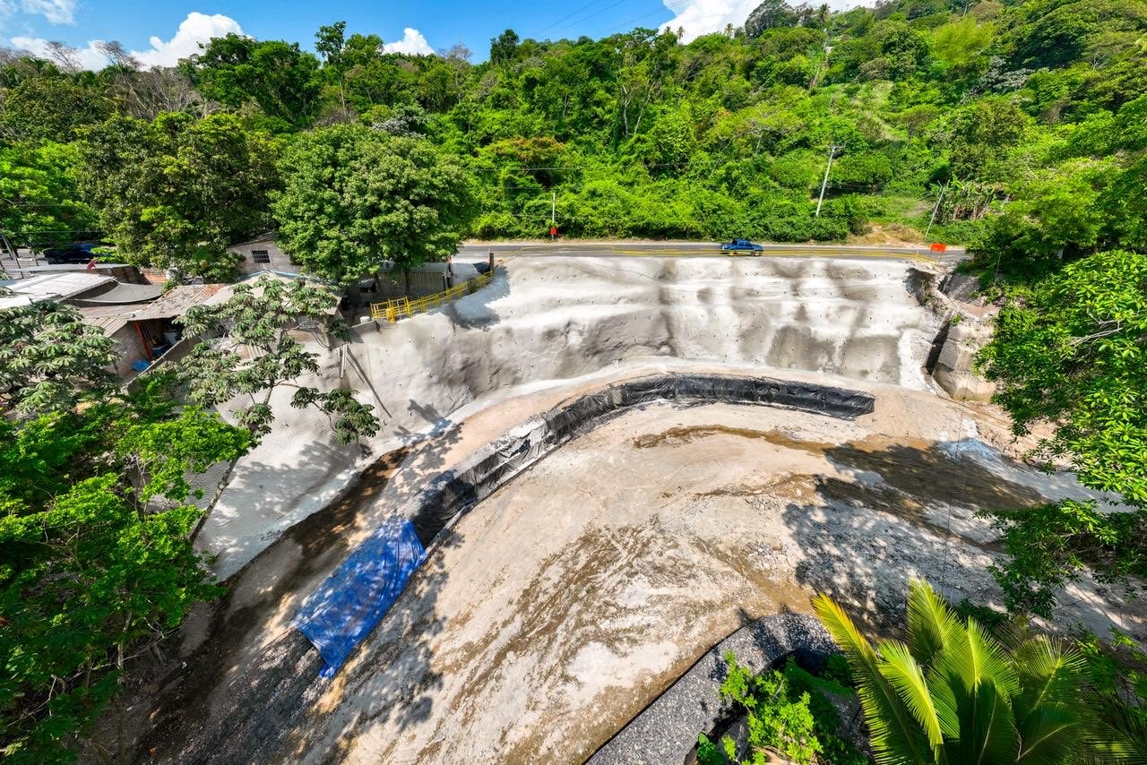 El MOP ejecuta obras de estabilización de taludes e intervenciones en cárcavas en diferentes zonas del país. / (Ministerio de Obras Públicas)