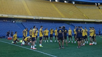 El jugador de Boca que no es tenido en cuenta y se mostró jugando al Fortnite mientras el plantel regresaba de Chile: “Un rato”