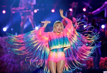 FILE PHOTO: Taylor Swift performs