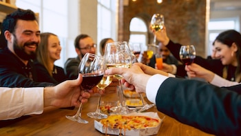 Unos compañeros de trabajo en