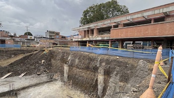 Las obras de la Institución Educativa Cardenal Luque, ubicada en Engativá, presentaron un detrimento patrimonial superior a $849 millones, según el informe de la Contraloría - crédito @CGR_Colombia/X