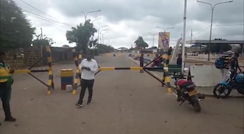 Autoridades migratorias y de seguridad