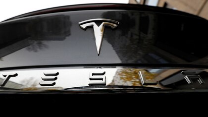 Descubre cuál es el vehículo más caro de Tesla en el mercado actual